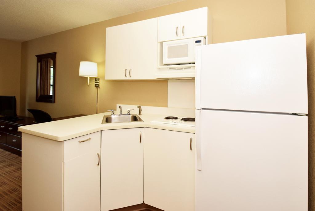Extended Stay America Suites - Los Angeles - Torrance Harborgate Way Карсън Екстериор снимка